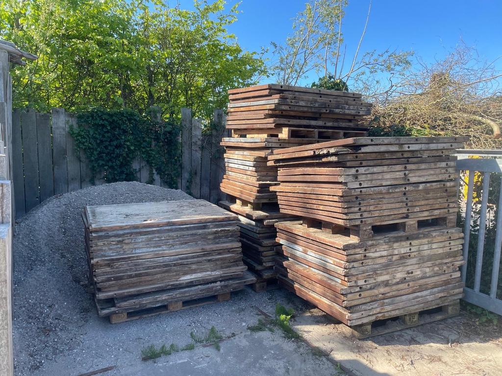 Steenschotten, Ophalen, Gebruikt, Hout