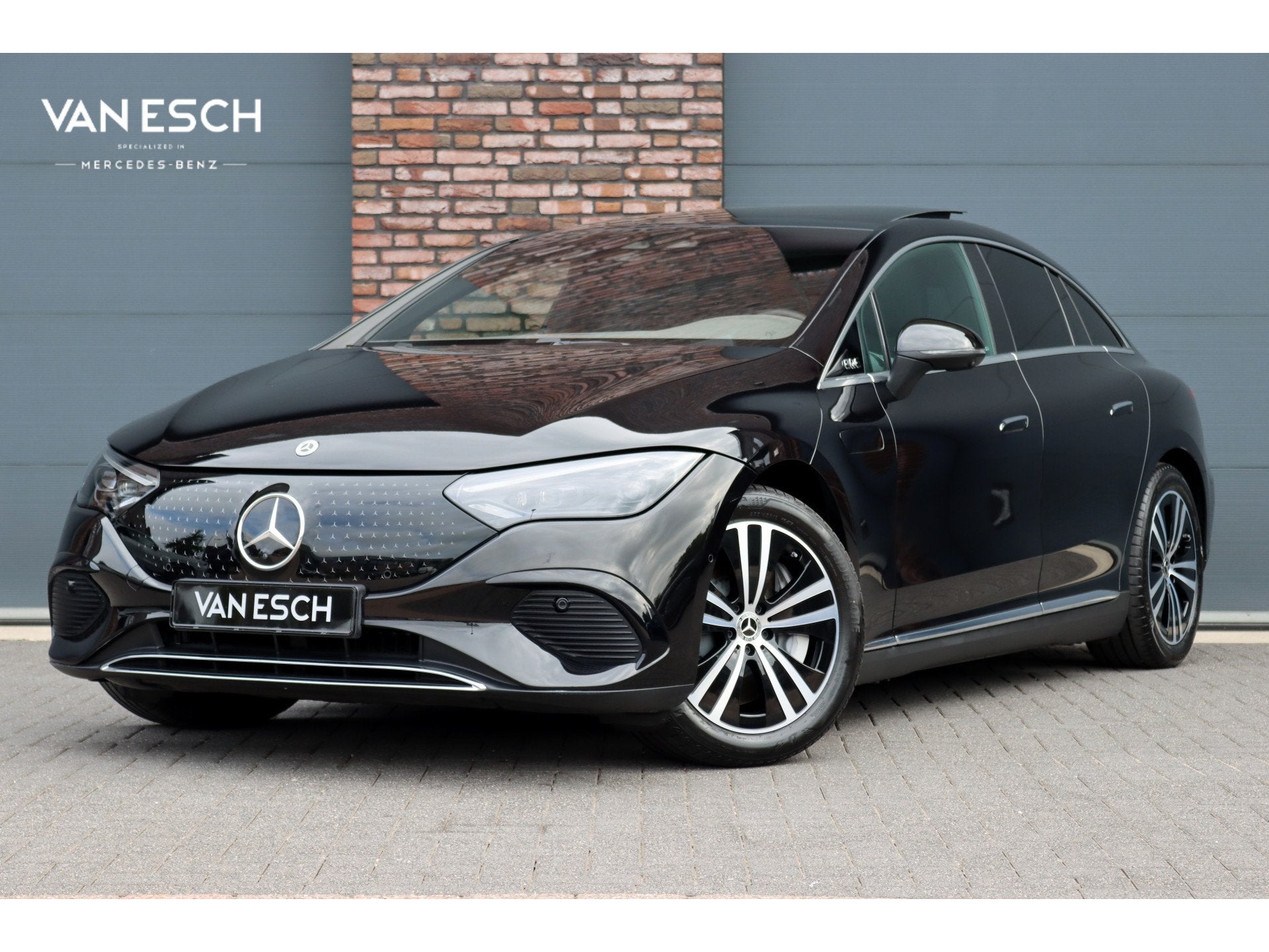 Mercedes-Benz EQE 350+ Business Solution Luxury 96 kWh | Hyp, Auto's, Dealer onderhouden, Achterwielaandrijving, Gebruikt, Zwart