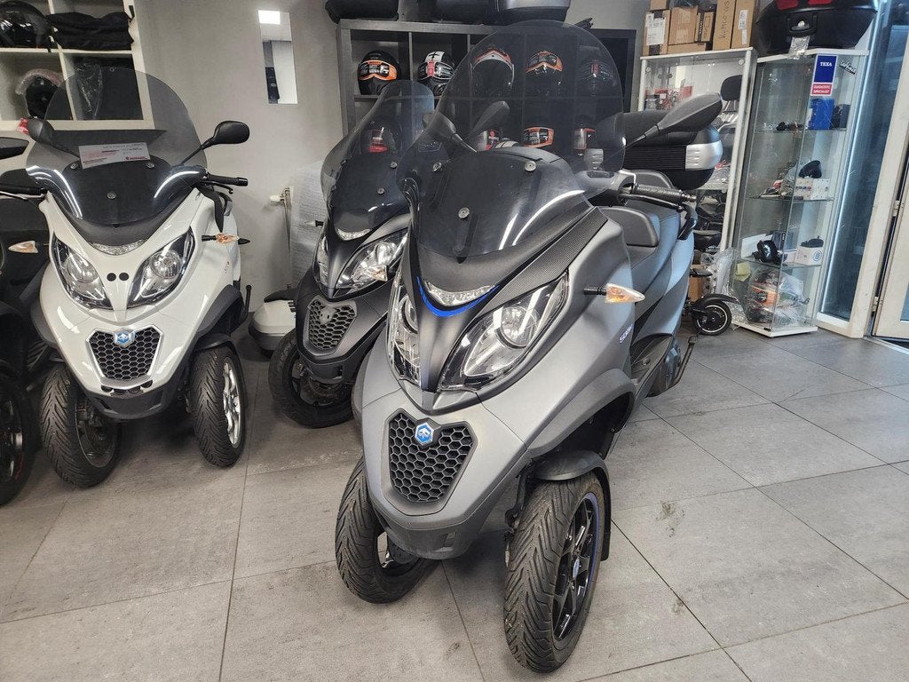 Piaggio MP3 500 SPECIAL EDITION ABS ASR SPORT RIJKLAAR GARAN, Bedrijf, Overig, Mauritslaan, 110
6161HZ  GELEEN, NL, Info@motorstorelimburg.nl