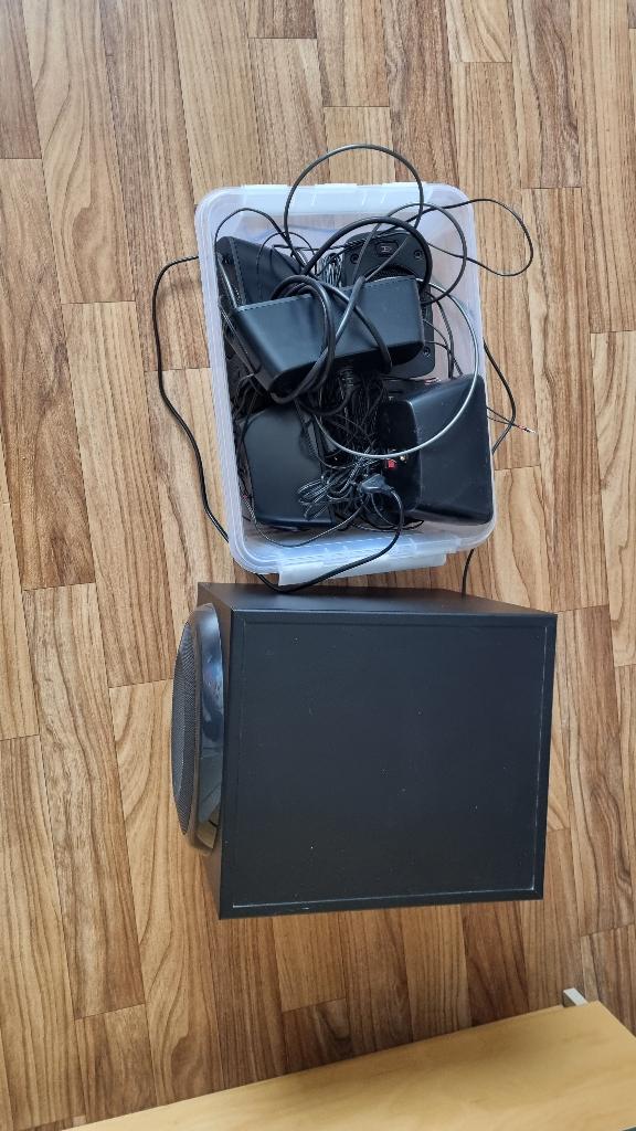 Logitech Z906 5.1 Surround Sound Pc Speaker + Receiver, Overige merken, Gebruikt, Ophalen of Verzenden, Complete surroundset