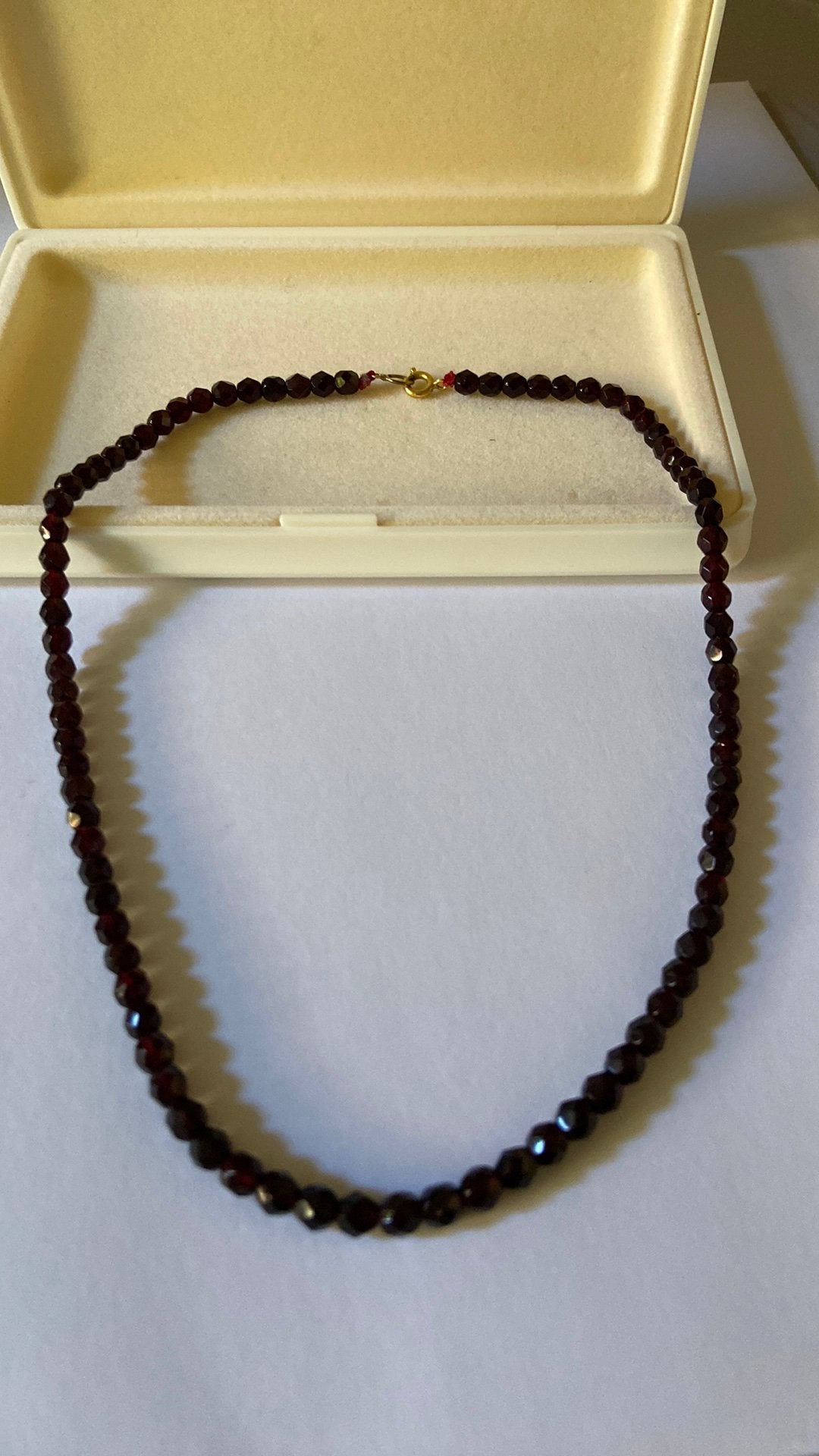 Granaat ketting oud 48 cm lang., Ophalen of Verzenden, Overige materialen, Ketting, Met edelsteen