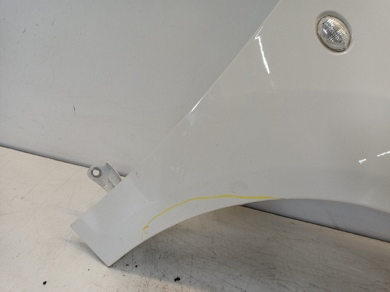 Spatbord rechts voor Ford Ka, Onderdelen@venauto.nl, Van der Ven Autorecycling B.V., Gebruikt, Ettenseweg 76, 4706 PB Roosendaal, The Netherlands