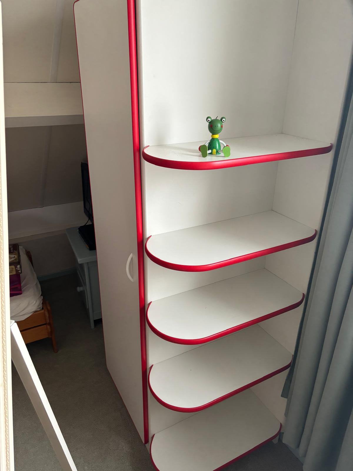 Kinder kamer kast en bureau, Ophalen of Verzenden, Gebruikt