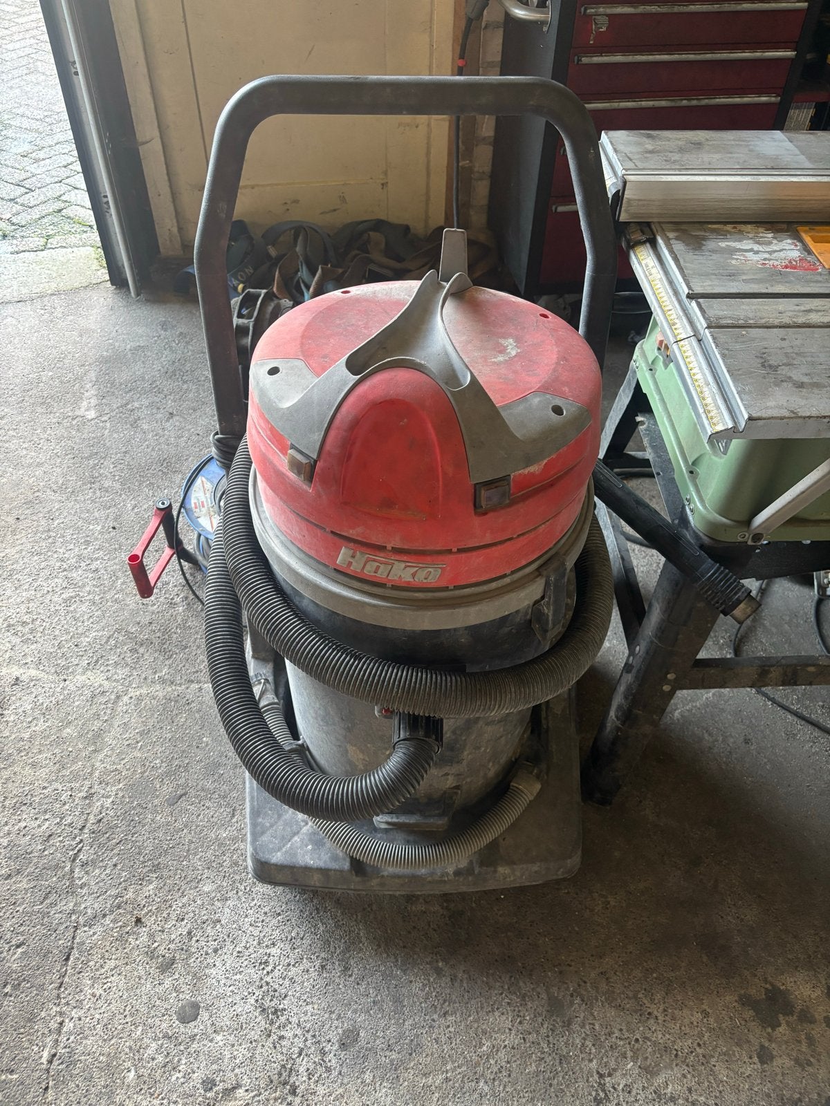 Hako-Supervac L 2-70 Industriële stofzuiger (2013), Ophalen, Overige merken, Gebruikt, 2000 watt of meer