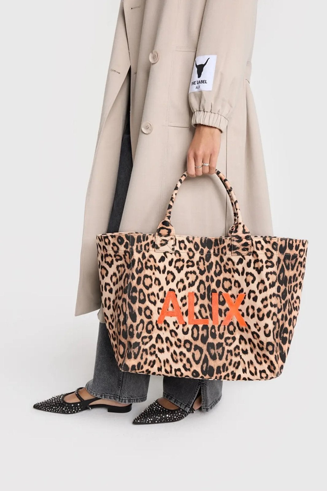 GEZOCHT: Alix the Label tas, Ophalen, Zo goed als nieuw, 30 cm of meer, Minder dan 35 cm
