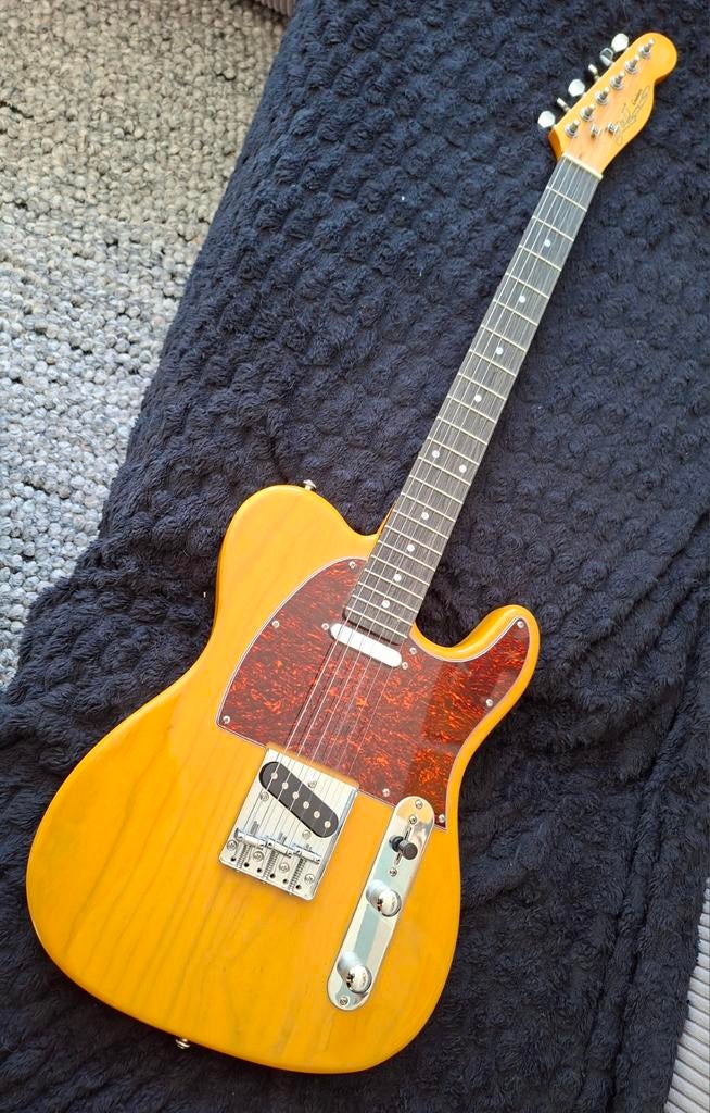 J&D Vintage Series Telecaster, evt ruilen met Stratocaster, Ophalen of Verzenden, Zo goed als nieuw, Solid body, Overige merken