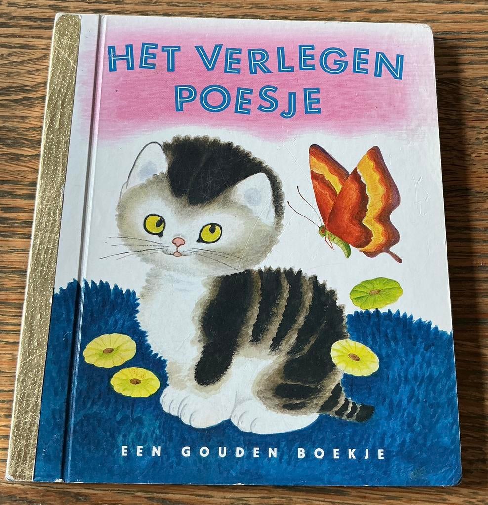 Een gouden boekje HET VERLEGEN POESJE, Gelezen, Fictie algemeen, Jongen of Meisje, Gouden boekje