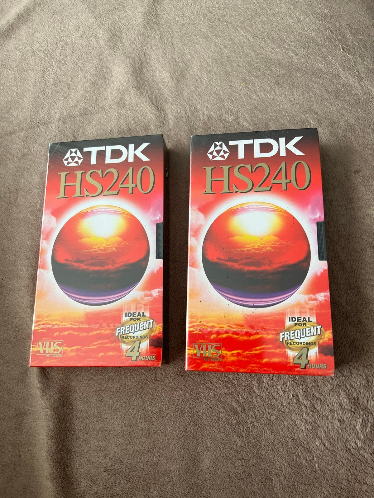 TDK HS240 VHS videobanden - 4 uur opnametijd (2 stuks), Alle leeftijden, Ophalen, Nieuw in verpakking, Overige genres