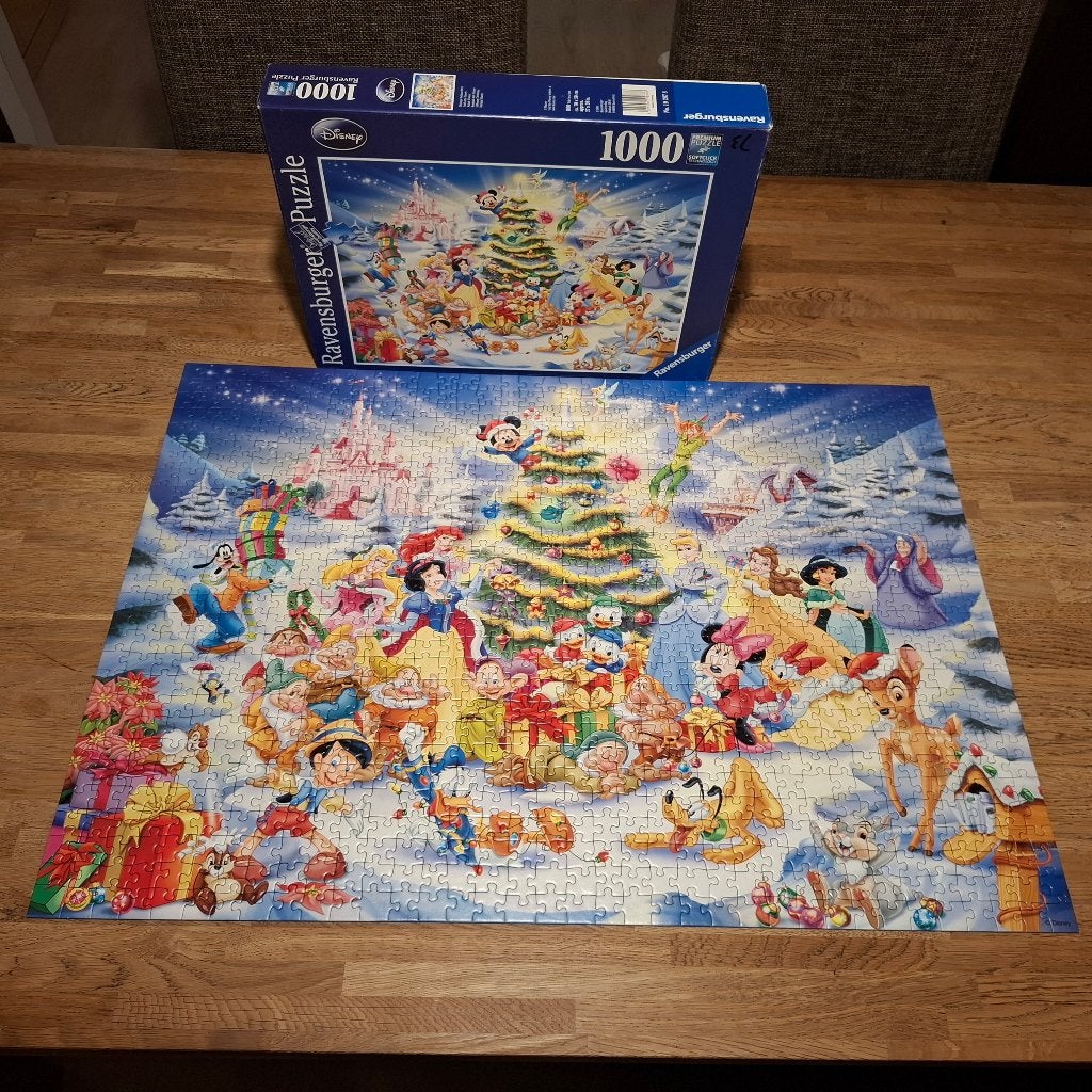 Ravensburger Kerstmis met Disney legpuzzel 1000 st izgs, Ophalen, 500 t/m 1500 stukjes, Zo goed als nieuw