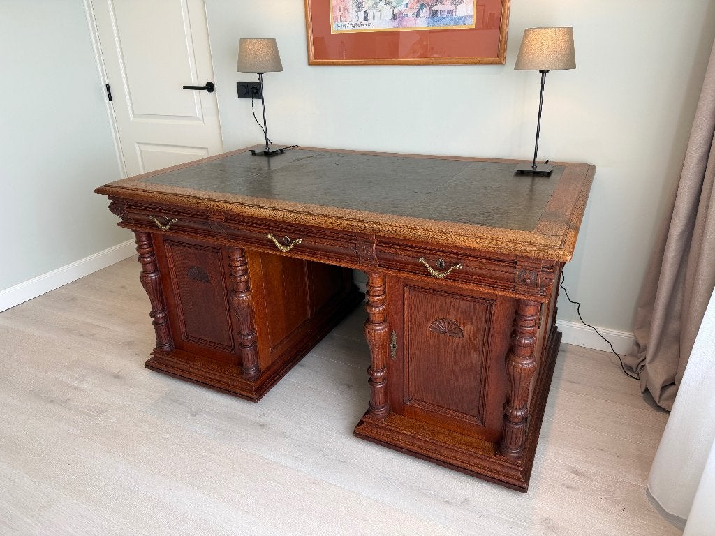 Klassiek Engels Partnersbureau / Partnersdesk / Chesterfield, Ophalen