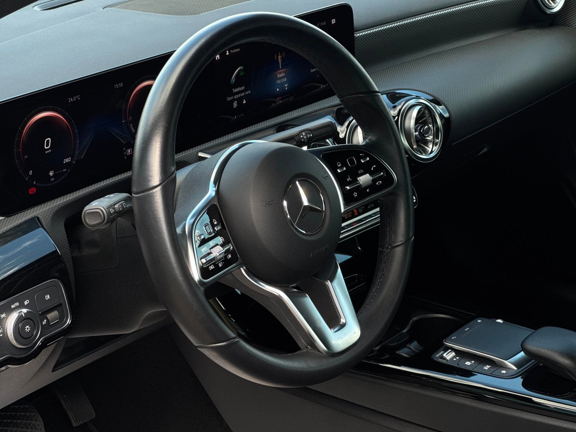 Mercedes-Benz A-klasse 250 e // Plug-in Hybrid // Business L, Auto's, Dealer onderhouden, Gebruikt, 4 cilinders, Leder en Stof