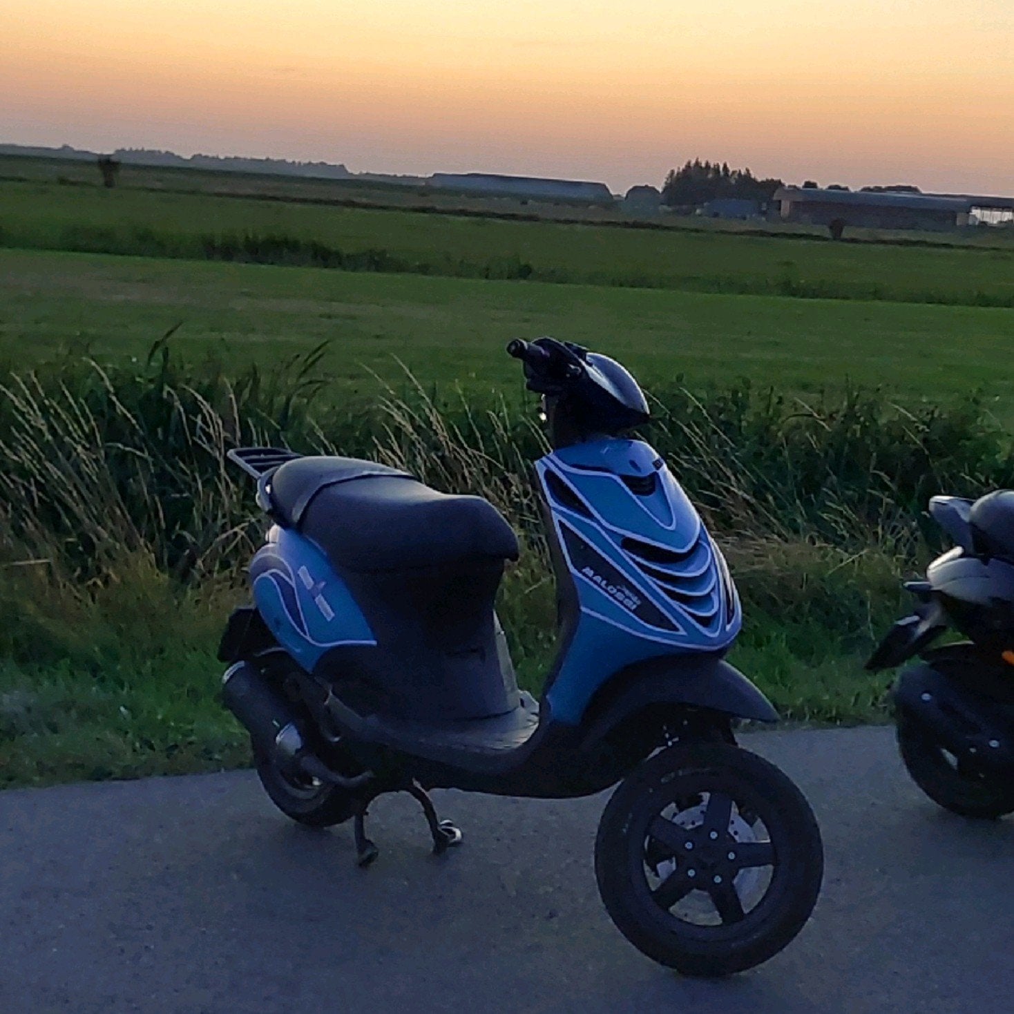 piaggio zip 80cc, Ophalen, Zip, Zo goed als nieuw, Benzine