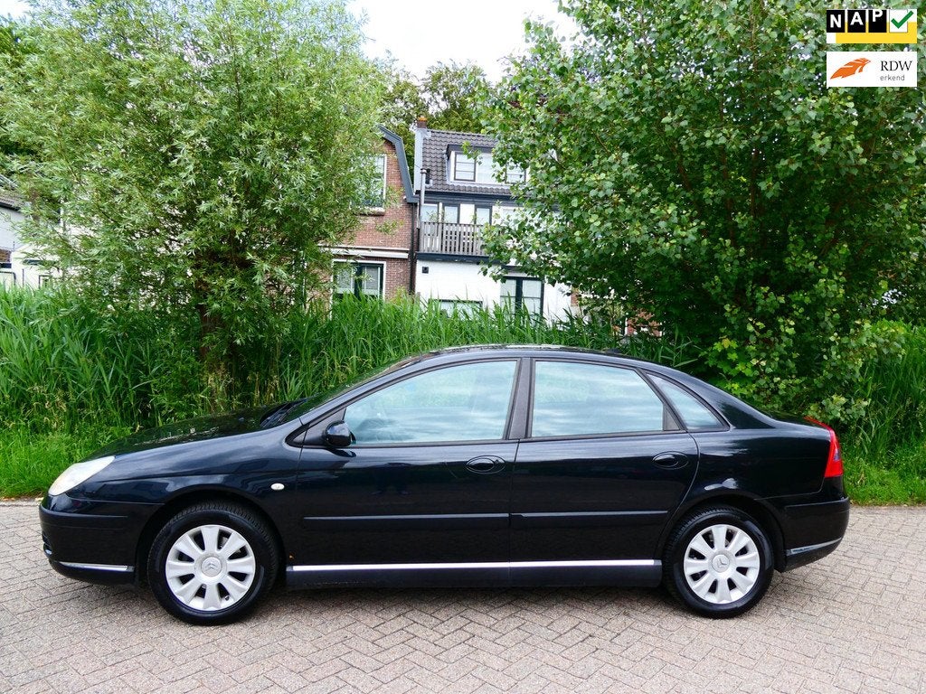Citroen C5 2.0-16V VTR 141pk Clima Cruise Historie Trekhaak, Auto's, Citroën, Stof, Gebruikt, Parkeersensor, 4 cilinders