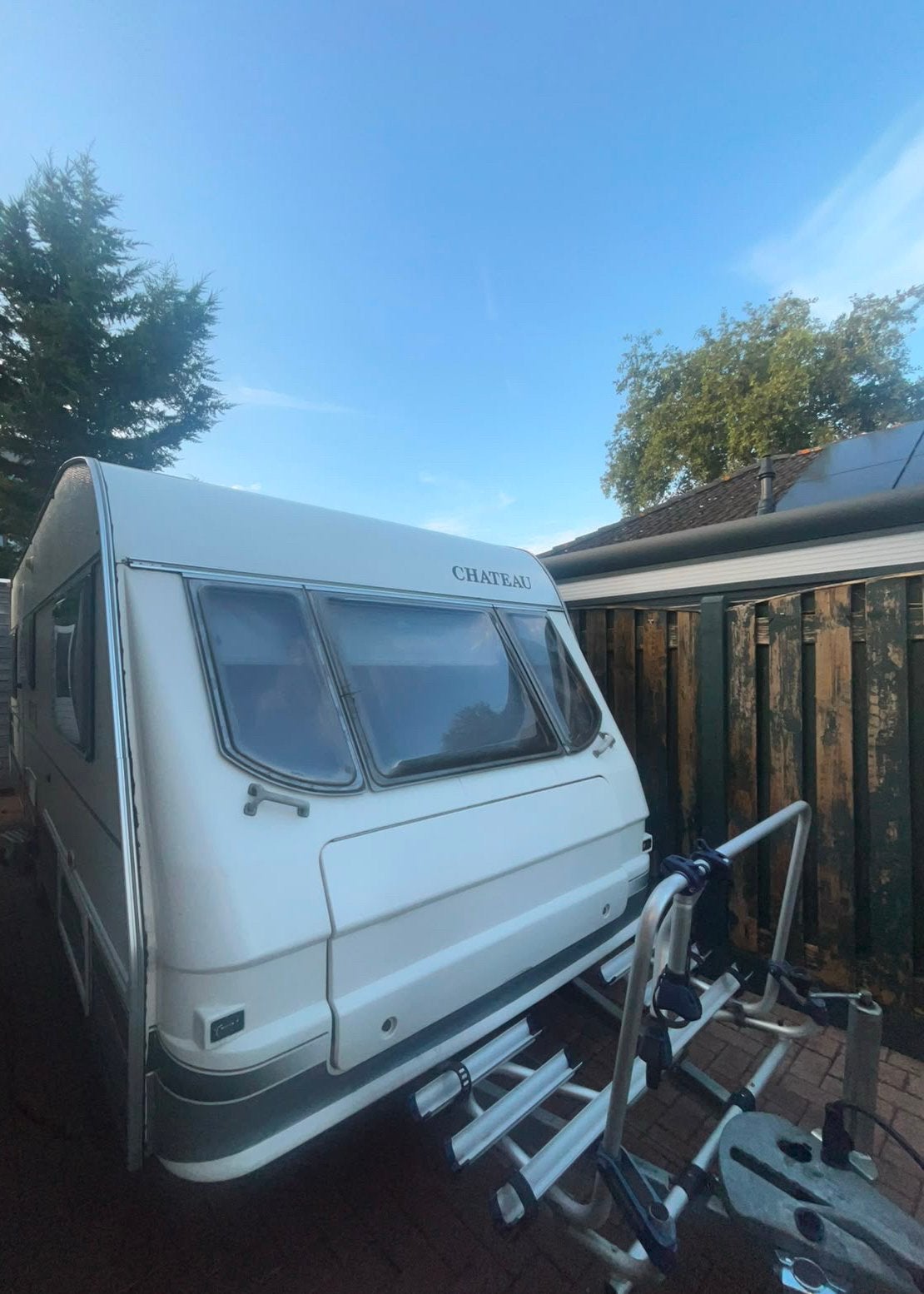 Nette chateau Calista 520 met voortent en Mover Enkelbedden!, Caravans en Kamperen, Chateau, Rondzit, Bedrijf, 750 - 1000 kg