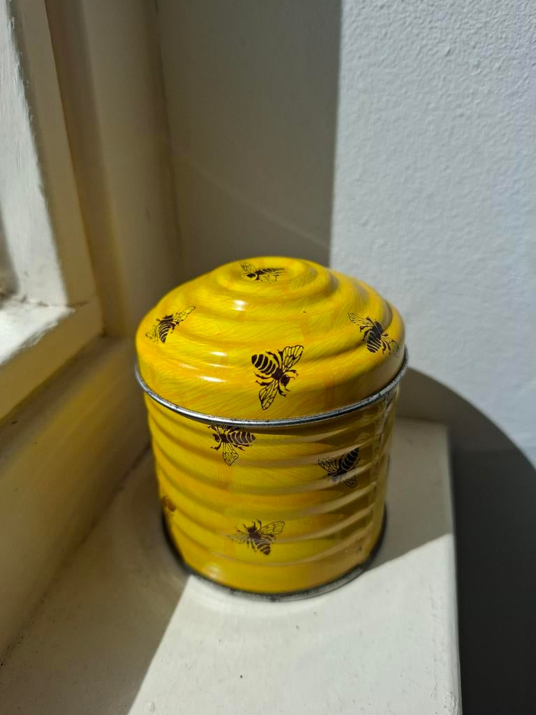 Klein geel blikje met bijen, Ophalen of Verzenden, Zo goed als nieuw, Overige