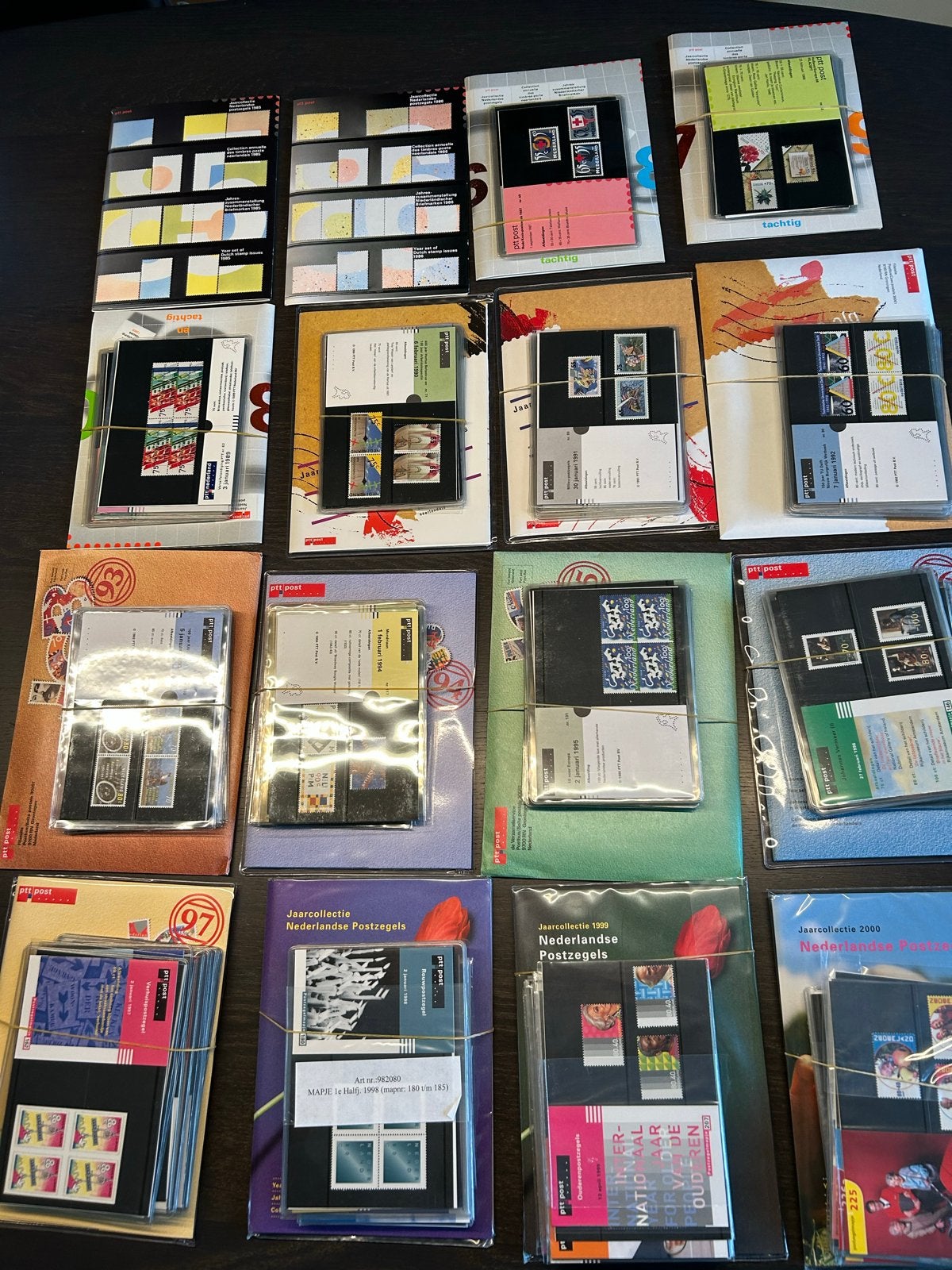 Jaarcollecties + postzegelmapjes Ned. 1985-2000, Postzegels en Munten, Ophalen of Verzenden, Na 1940, Postfris