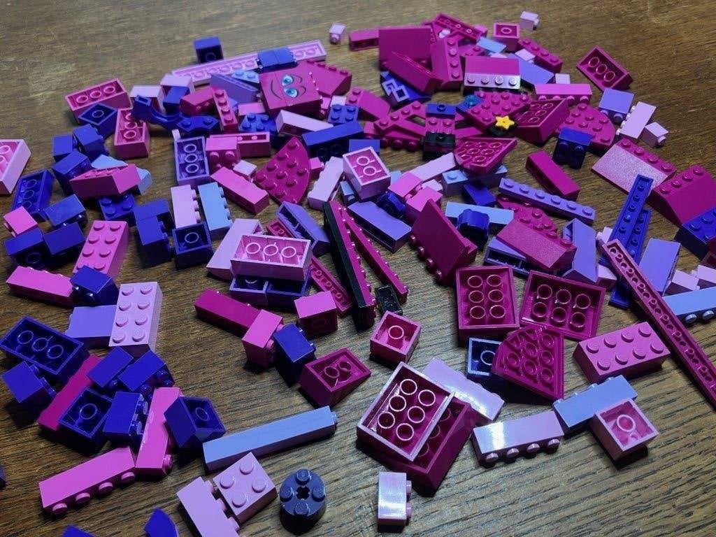 Lot LEGO Meiden Onderdelen in Paars, Roze, Magenta en Lila, Ophalen of Verzenden, Gebruikt, Losse stenen, Lego