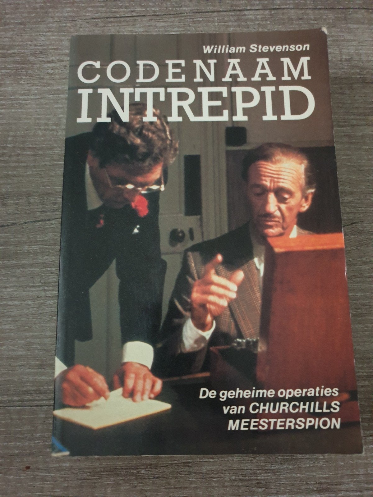 Codennaam Intrepid De geheime operaties van Churchill's Mee, Ophalen of Verzenden, Gelezen, William Stevenson