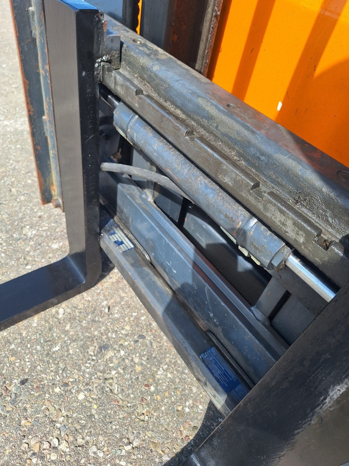 Foto 13 van heftruck Still R50-12 met Side shift