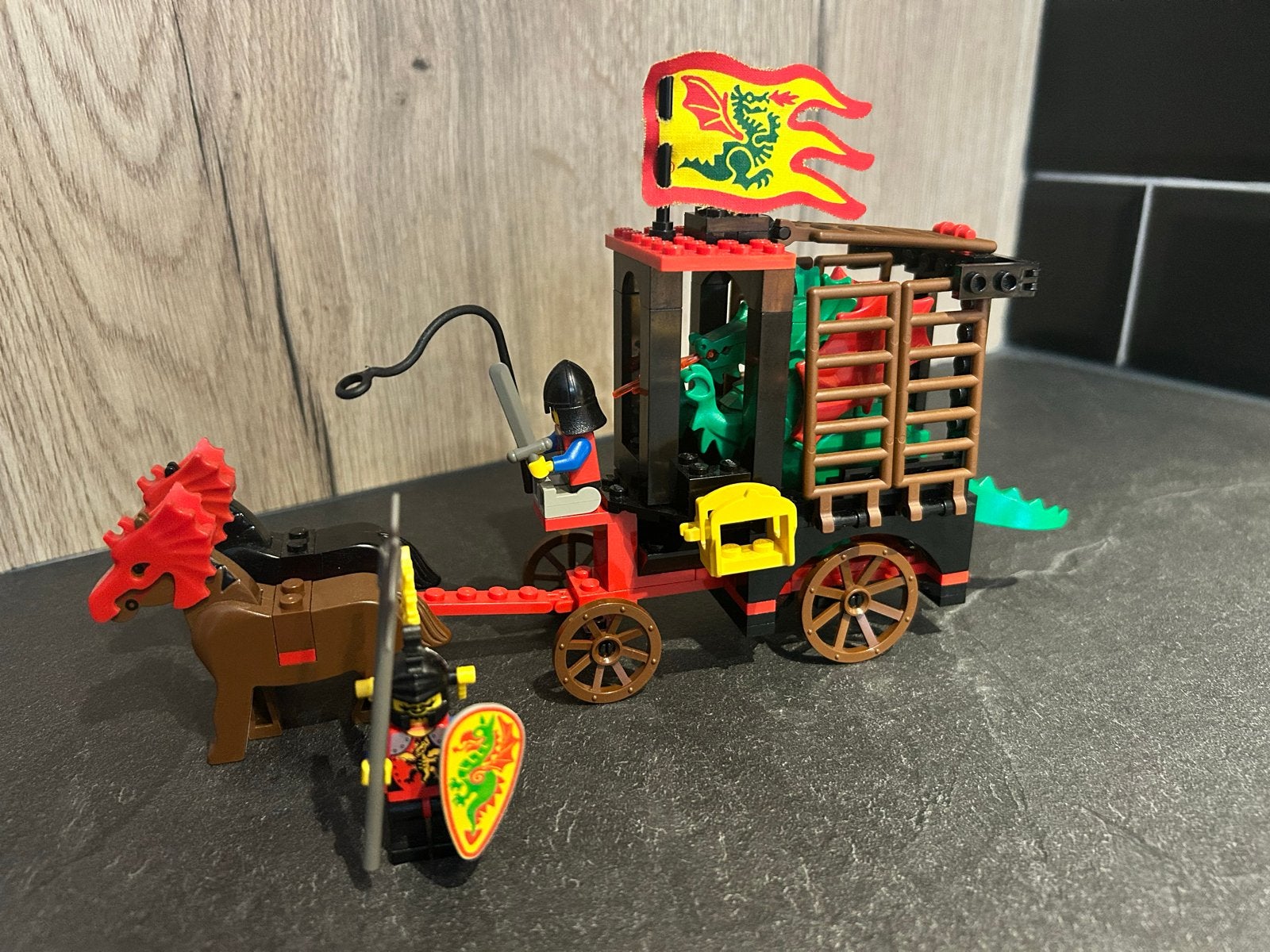 Lego 6056 Dragon Riders - Vintage Kasteel Set castle, Gebruikt, Lego, Ophalen of Verzenden, Compleet