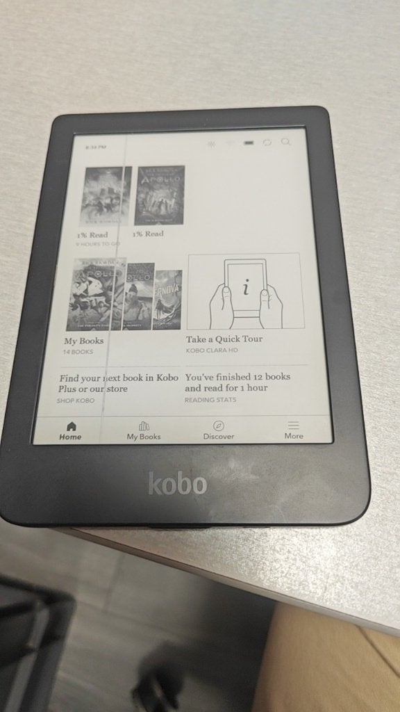 Kobo Clara HD (N249) E-reader - defecte lijn in scherm, Computers en Software, E-readers, Ophalen of Verzenden, Gebruikt, 6 inch of minder