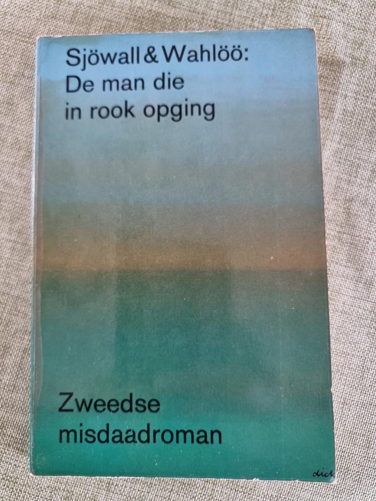 De man die in rook opging - Sjöwall & Wahlöö (1971), Boeken, Ophalen of Verzenden, Gelezen, Maj Sjöwall & Per Wahlöö