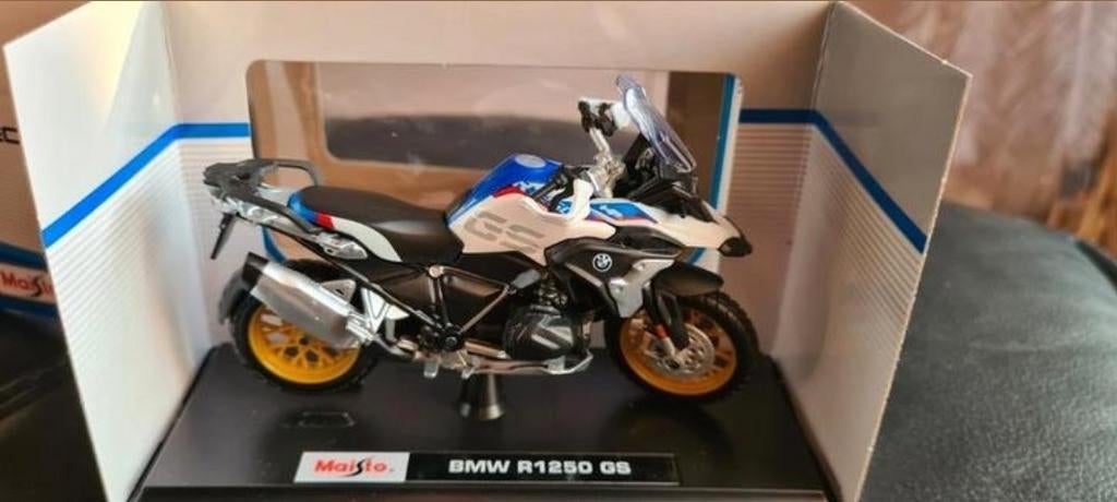 Maisto BMW R1250 GS blauw/wit 2020 nieuw in verpakking 1:18, Hobby en Vrije tijd, Modelauto's | 1:18, Ophalen of Verzenden, Nieuw