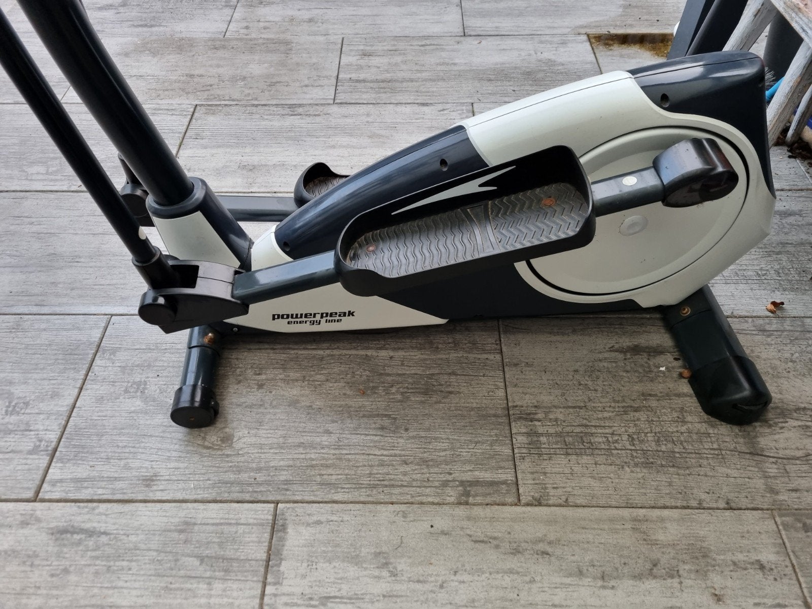 Hometrainer Powerpeak in hele nette staat - snel ophalen!, Ophalen, Zo goed als nieuw, Metaal, Benen