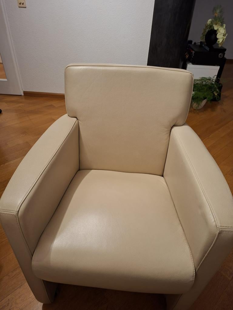 4 leren fauteuils / stoelen beige-crème, Huis en Inrichting, Fauteuils, Ophalen, Zo goed als nieuw, 50 tot 75 cm, Leer