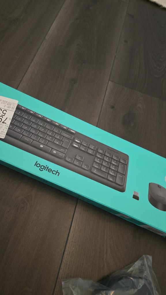 Logitech MK235 Draadloos Toetsenbord en Muis Set - Nieuw, Computers en Software, Toetsenborden, Toetsenbord en muis-set, Logitech