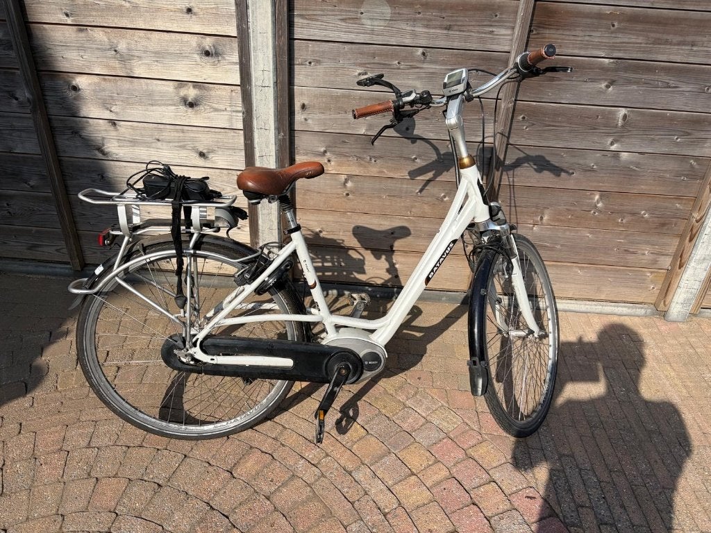 Foto 5 van Elektrische damesfiets Batavus Milano framemaat 48 cm