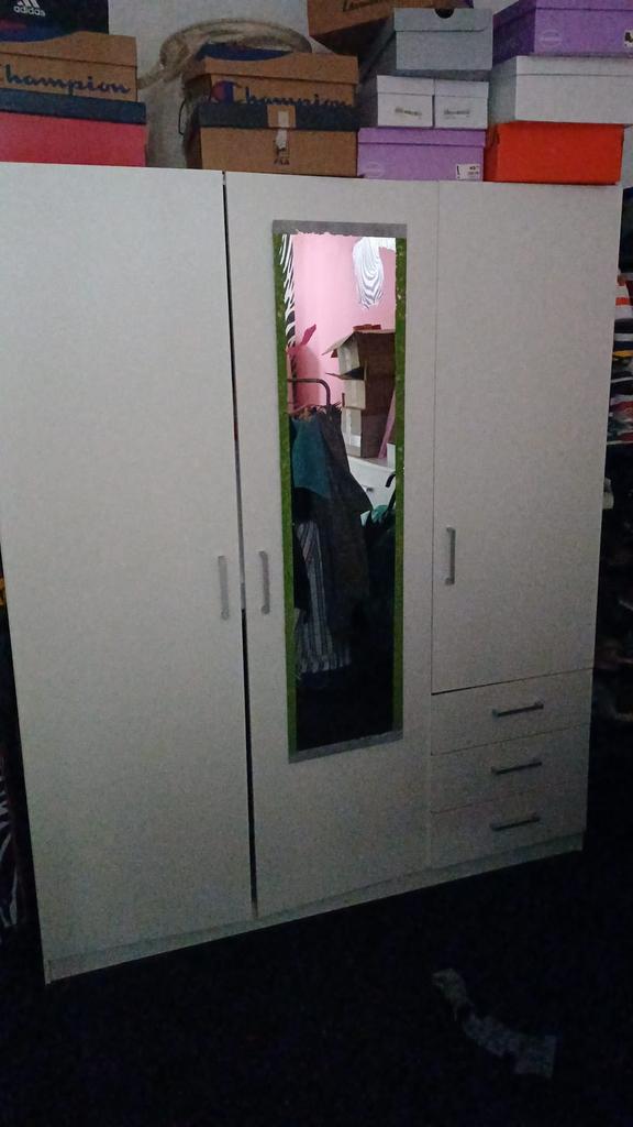 Kledingkast klerenkast, Ophalen, Gebruikt