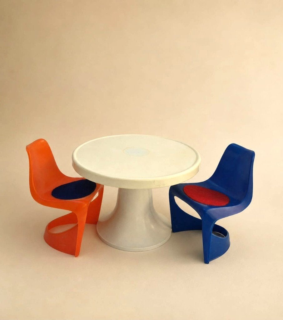 Barbie eetkamer tafel stoelen retro vintage jaren 70 design, Verzamelen, Poppen, Ophalen of Verzenden, Gebruikt, Pop