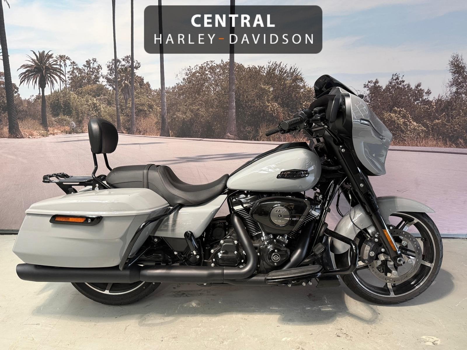 Harley-Davidson Street Glide Special Blacked Out 117'', Motoren, Meer dan 35 kW, Overig, 1923 cc, Handgeschakeld