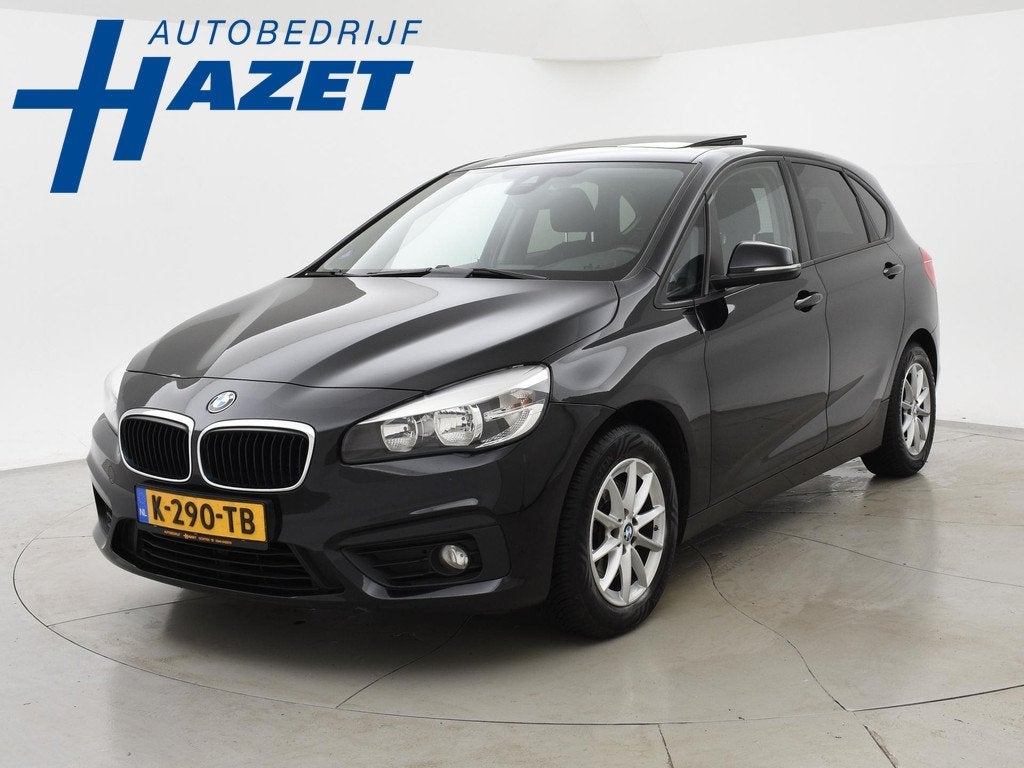 BMW 2-serie Active Tourer 218i 136 PK AUT. + PANORAMA | STOE, Auto's, BMW, Gebruikt, Euro 6, Zwart, Bedrijf