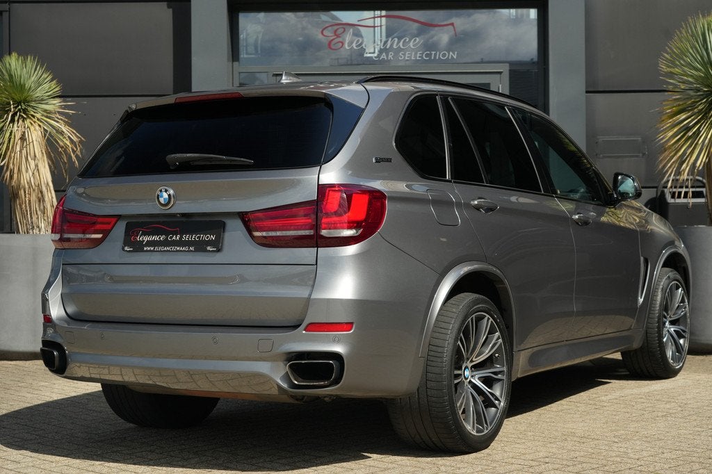 BMW X5 xDrive40e iPerformance M Sport Edition 313pk Panorama, Gebruikt, 4 cilinders, Leder en Stof, Origineel Nederlands