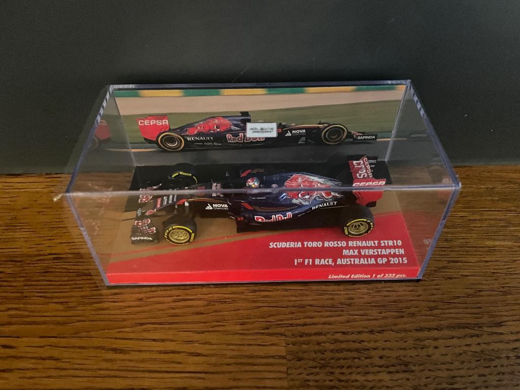 Minichamps 1:43 Torro Rosso Renault STR10 Australian GP 2015, Ophalen of Verzenden, Nieuw, Auto, MiniChamps
