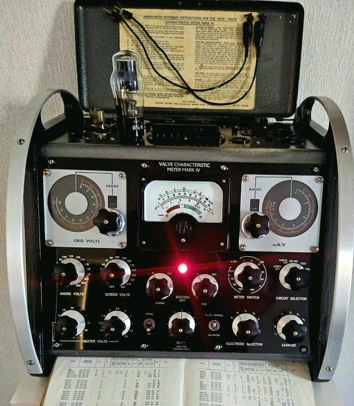 Buizentester AVO VCM Mark IV, Audio, Tv en Foto, Ophalen, Buis of Buizen