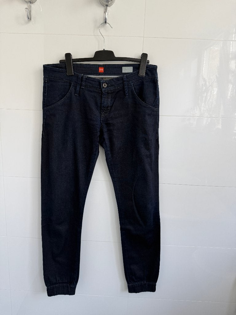 Spijkerbroek Hugo Boss, Ophalen, Blauw, Zo goed als nieuw, W30 - W32 (confectie 38/40)