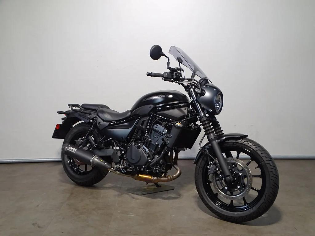 Kawasaki ELIMINATOR 500 SE € 6.490,00, Motoren, Bedrijf, Sport, 12 t/m 35 kW