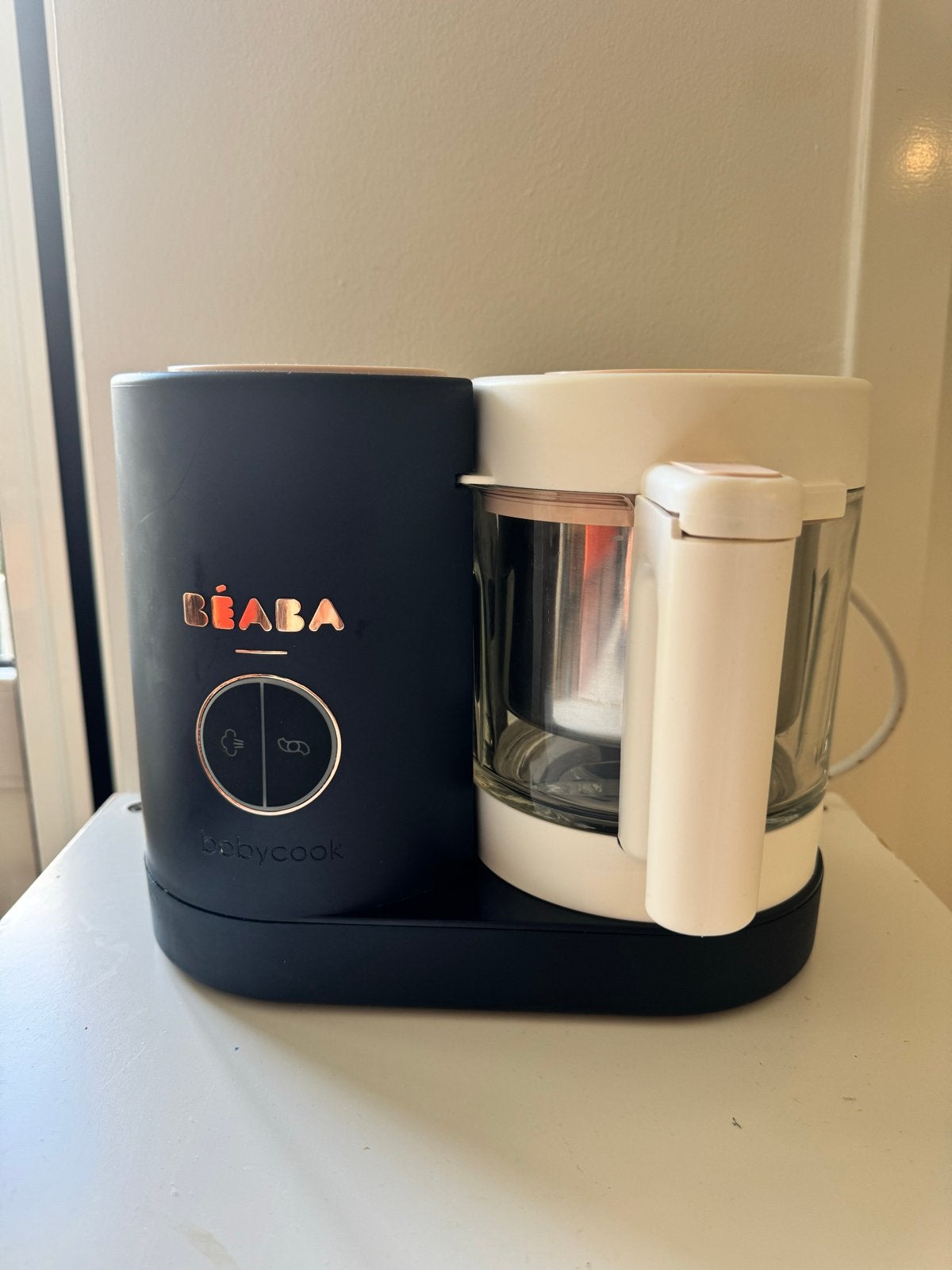 Beaba Babycook Neo - stomer en blender in goede staat, Kinderen en Baby's, Ophalen, Zo goed als nieuw, Ontdooifunctie, Babyvoedingmaker