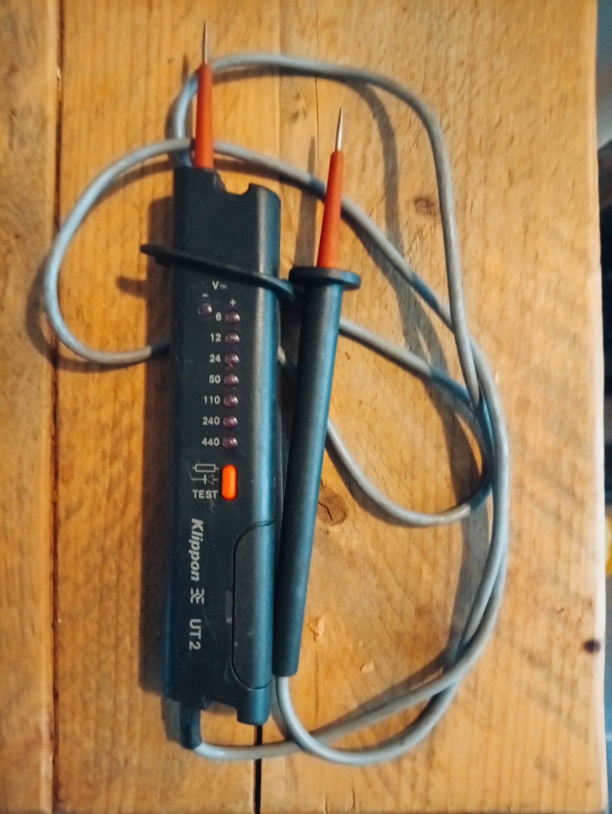 Klippon UT2 Spanningstester - Betrouwbaar en Gebruikt, Ophalen of Verzenden, Gebruikt, Elektriciteit