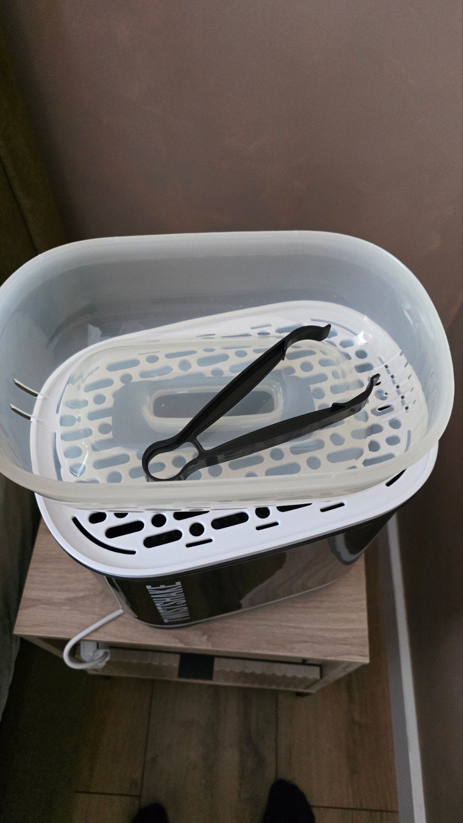 Twistshake flessenreiniger / sterilisator – zwart/wit, Ophalen, Zo goed als nieuw, Sterilisator