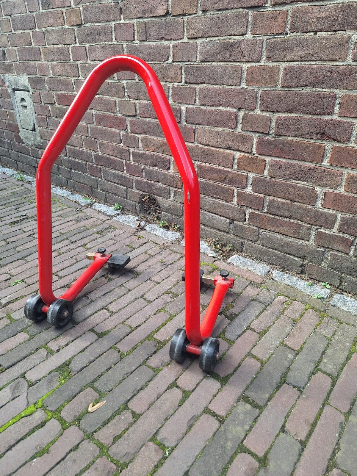 Rode motorbok, Motoren, Ophalen, Gebruikt