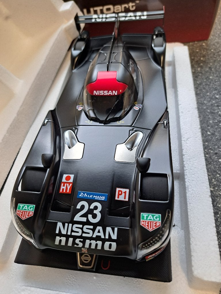 Nissan GT-R LM # 23 Test car 2015, Hobby en Vrije tijd, Modelauto's | 1:18, Ophalen of Verzenden, Nieuw, Auto, Autoart