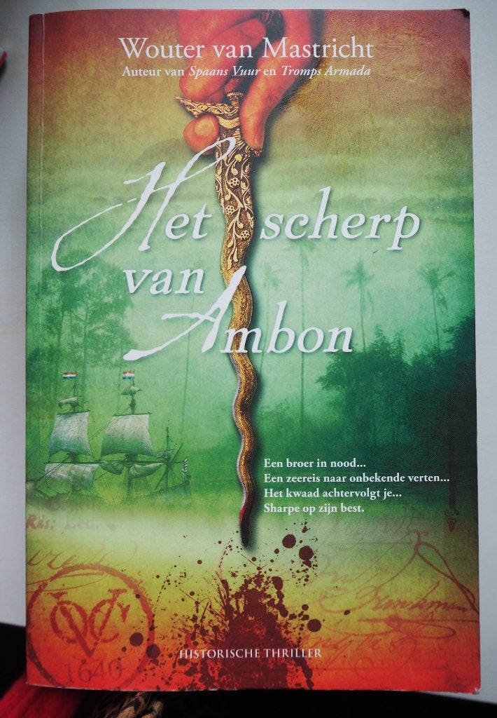 Het scherp van Ambon Wouter van Mastricht 2012, Boeken, Thrillers, Zo goed als nieuw, Nederland, Ophalen of Verzenden