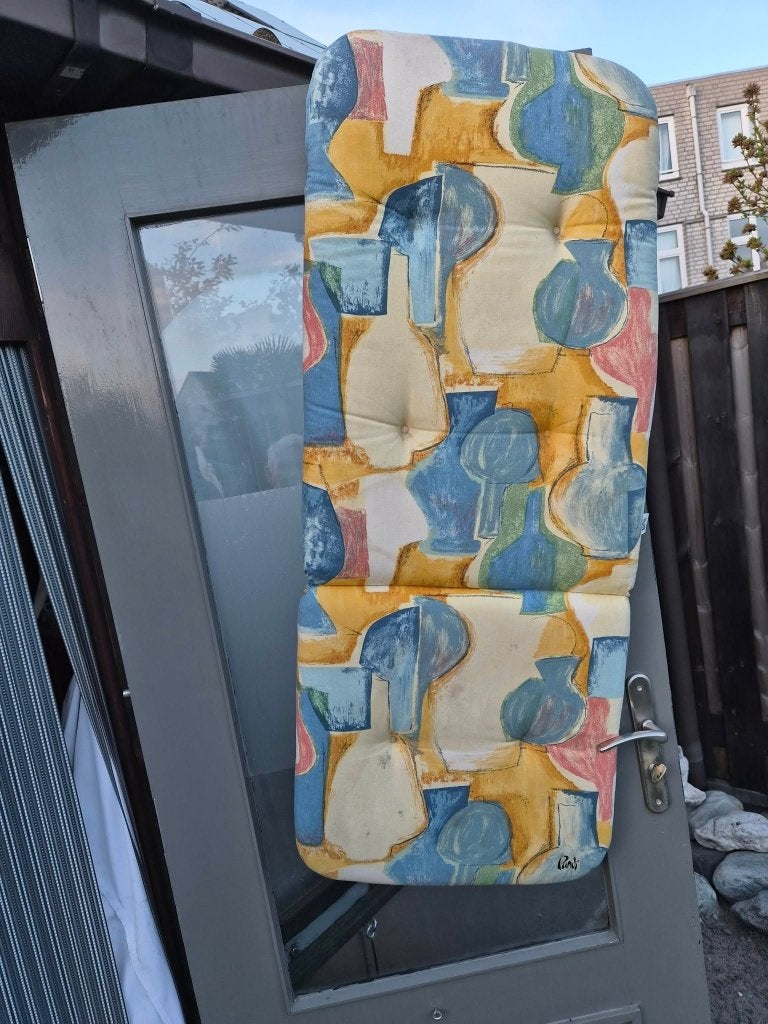 Tuinstoelkussens, Ophalen, Zo goed als nieuw