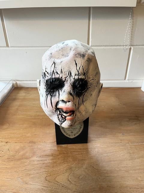 Baby horror masker - Eng masker - Halloween masker, Hobby en Vrije tijd, Feestartikelen, Ophalen of Verzenden, Nieuw, Feestartikel