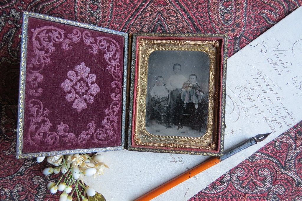Antieke Tintype - Ferrotype foto in foedraal c.1870, Gebruikt, Foto, Ophalen of Verzenden, Voor 1940