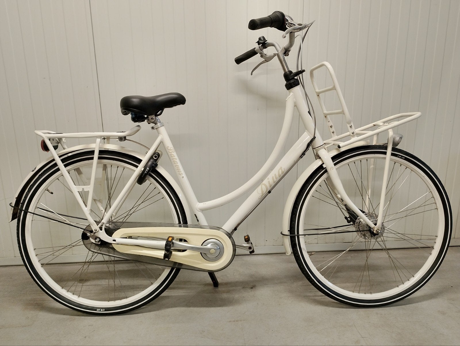 Batavus Diva | 28 Inch | 7 versnellingen | Handremmen | Wit, Fietsen en Brommers, Fietsen | Dames | Damesfietsen, Ophalen, Versnellingen